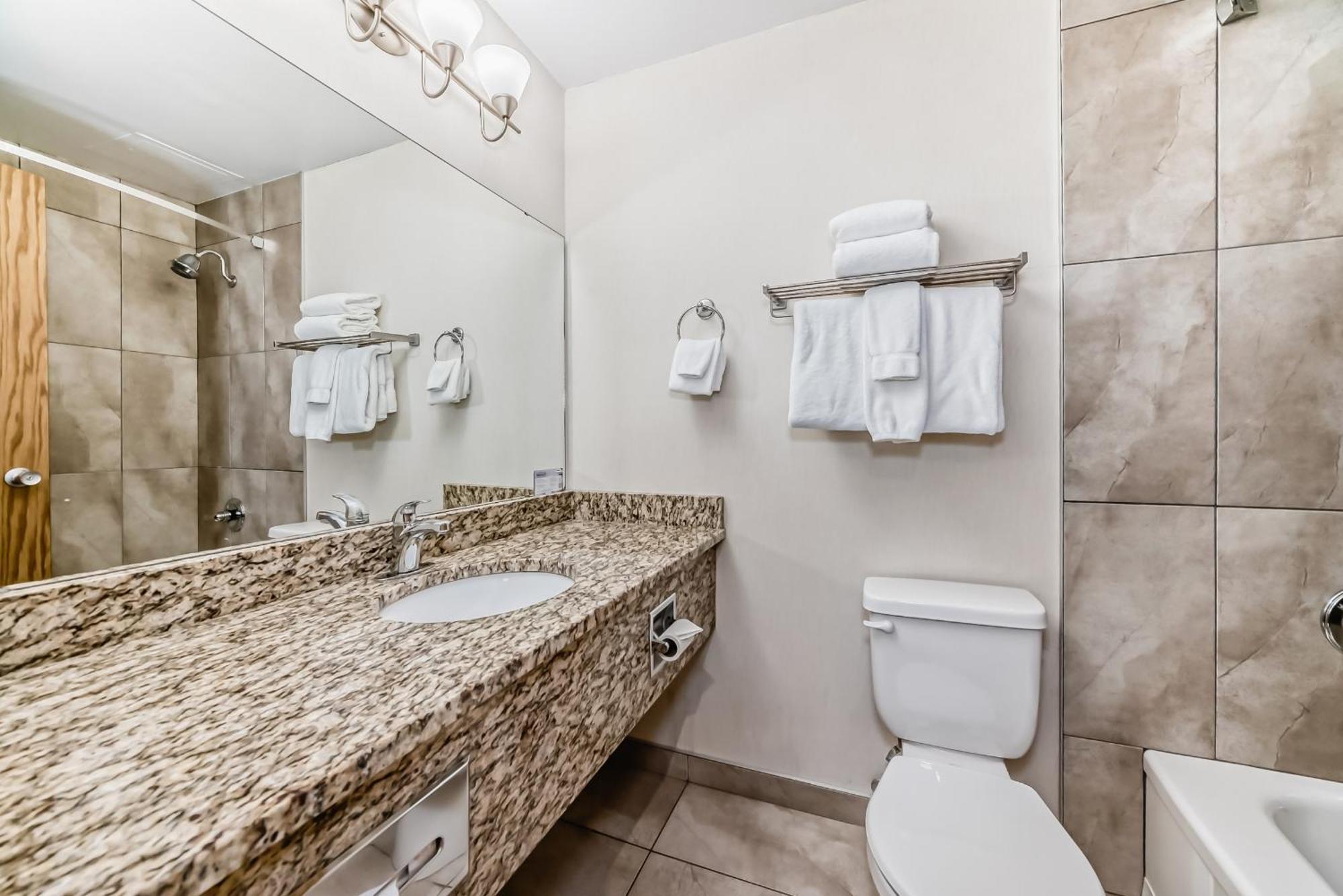 Invermere Inn & Suites Luaran gambar