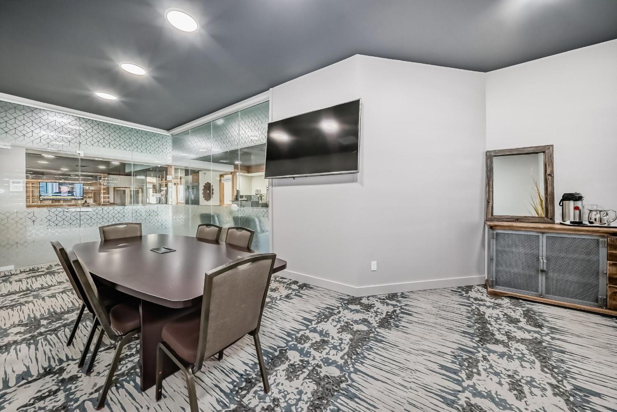 Invermere Inn & Suites Luaran gambar